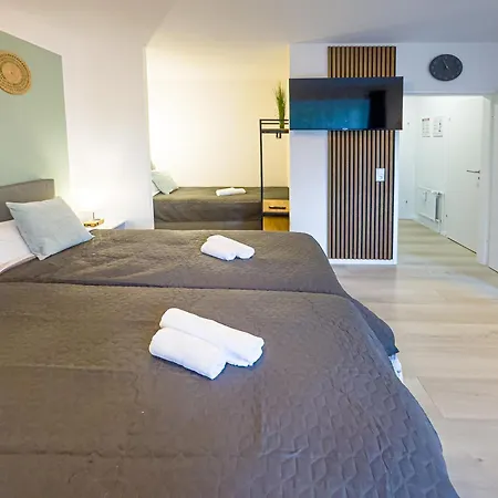 Immostay S#5 - Naehe Golfplatz- Wifi & 4k Tv, Parken